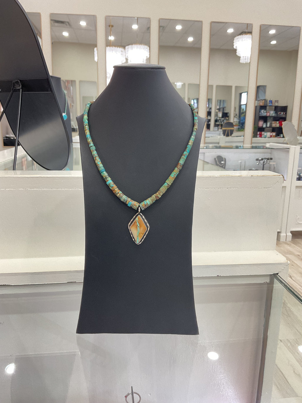 Royston Ribbon necklace