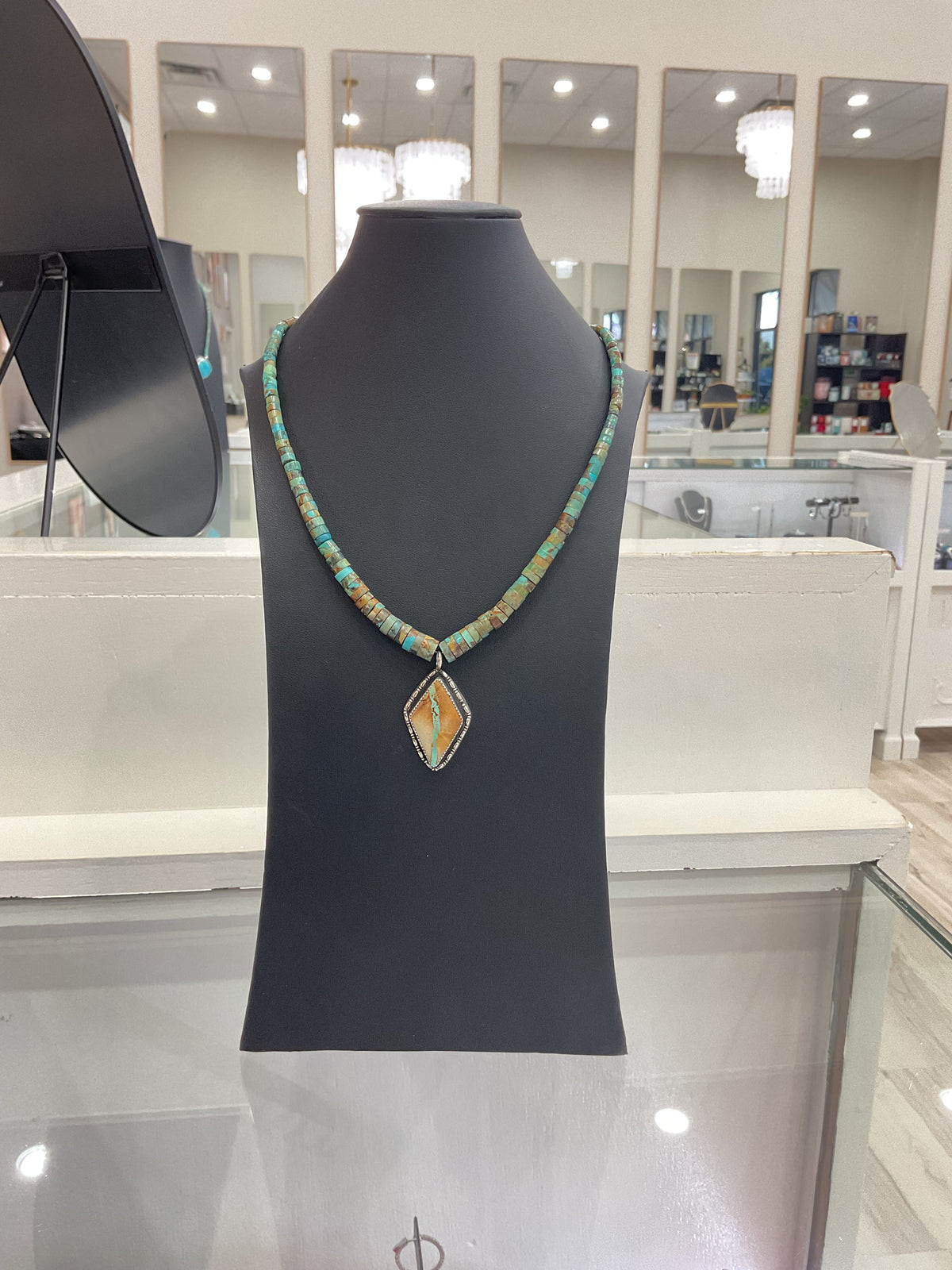 Royston Ribbon necklace