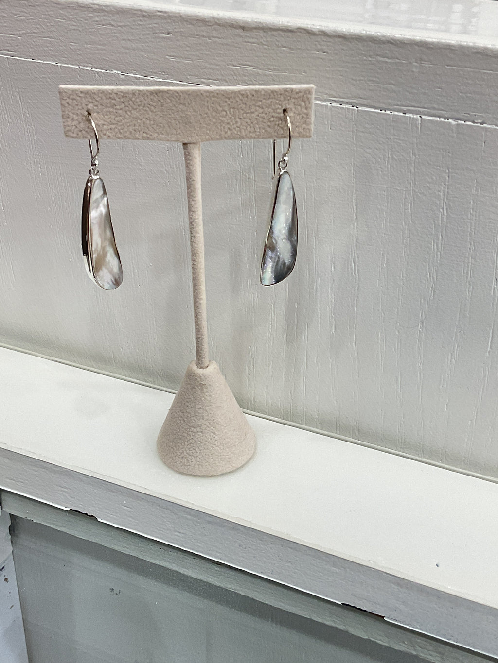 The Mother of Pearl Earrings