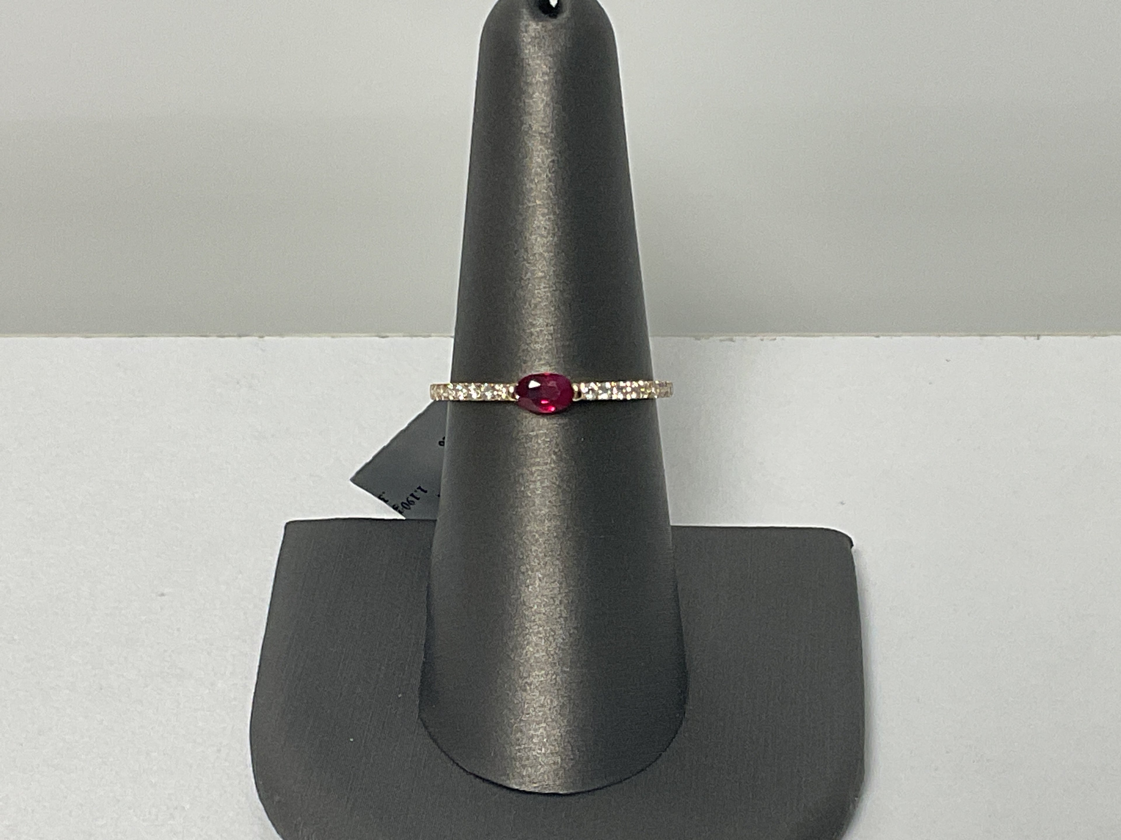 14KY Natural Ruby and Natural Diamond Ring