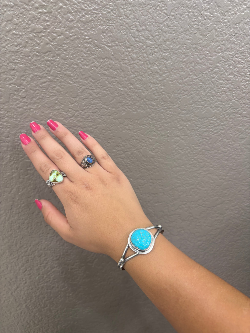 Kingman Turquoise Circle Cuff