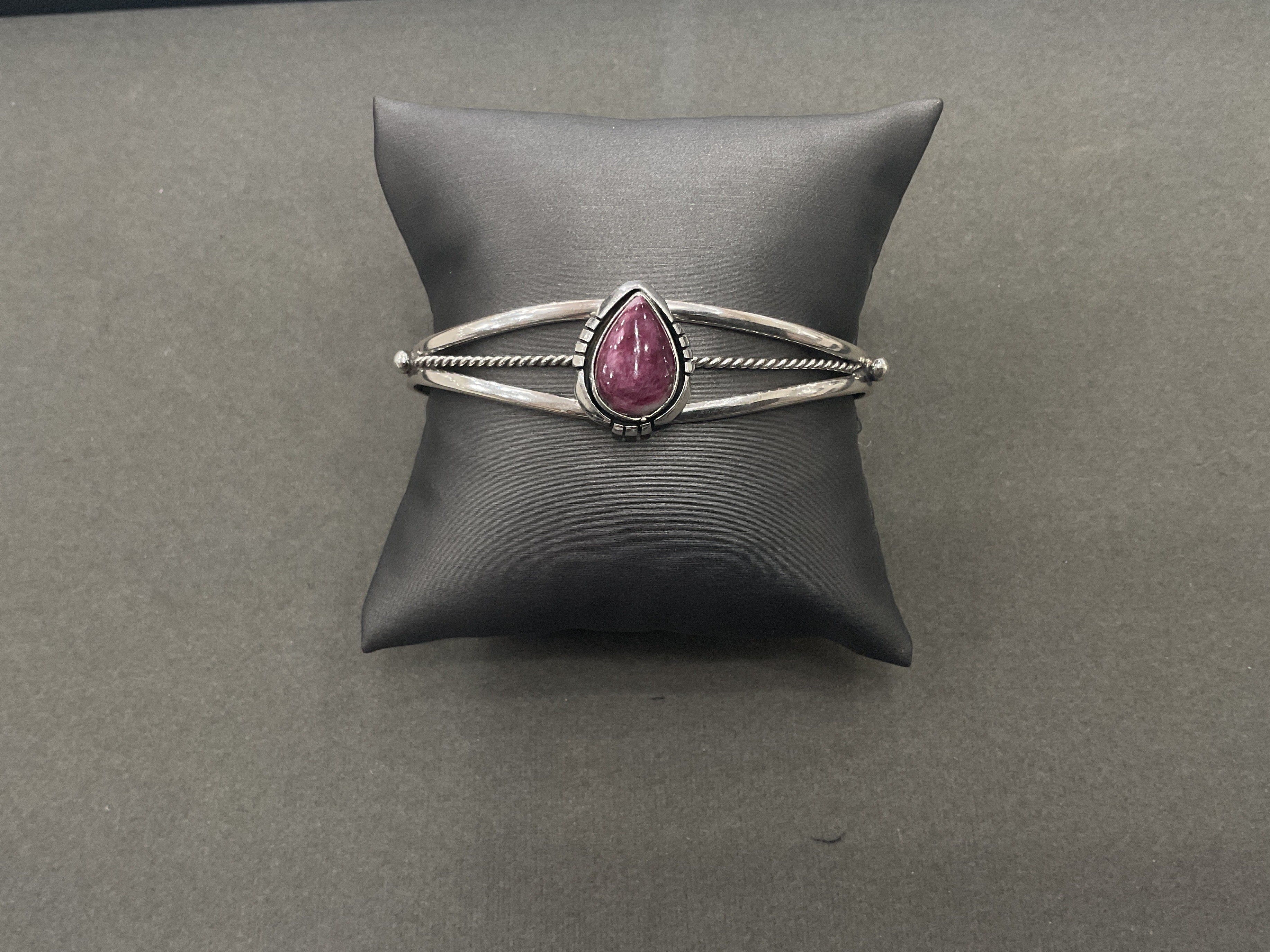 Purple Spiny Oyster Teardrop Cuff