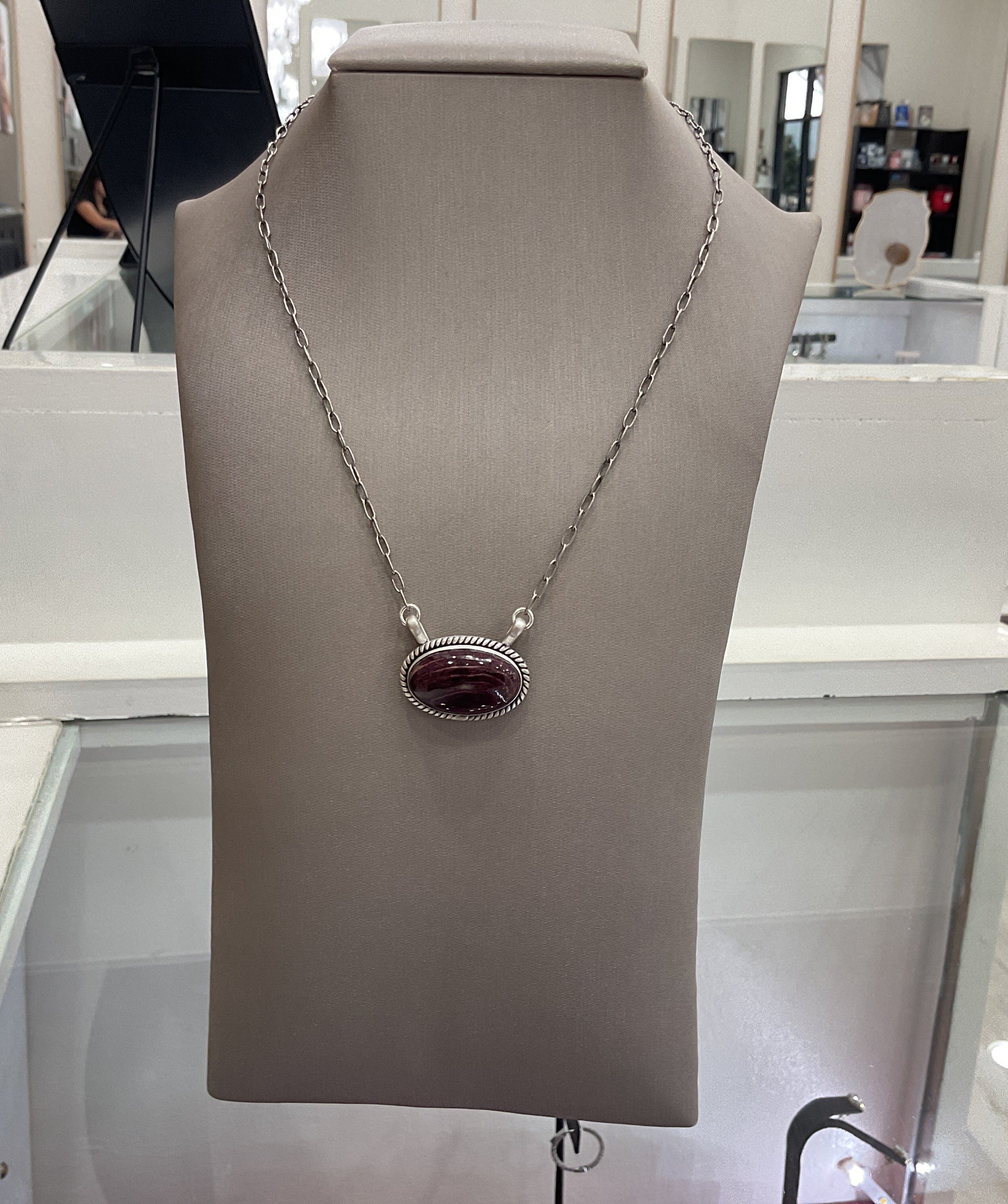 Purple Spiny Oyster Necklace