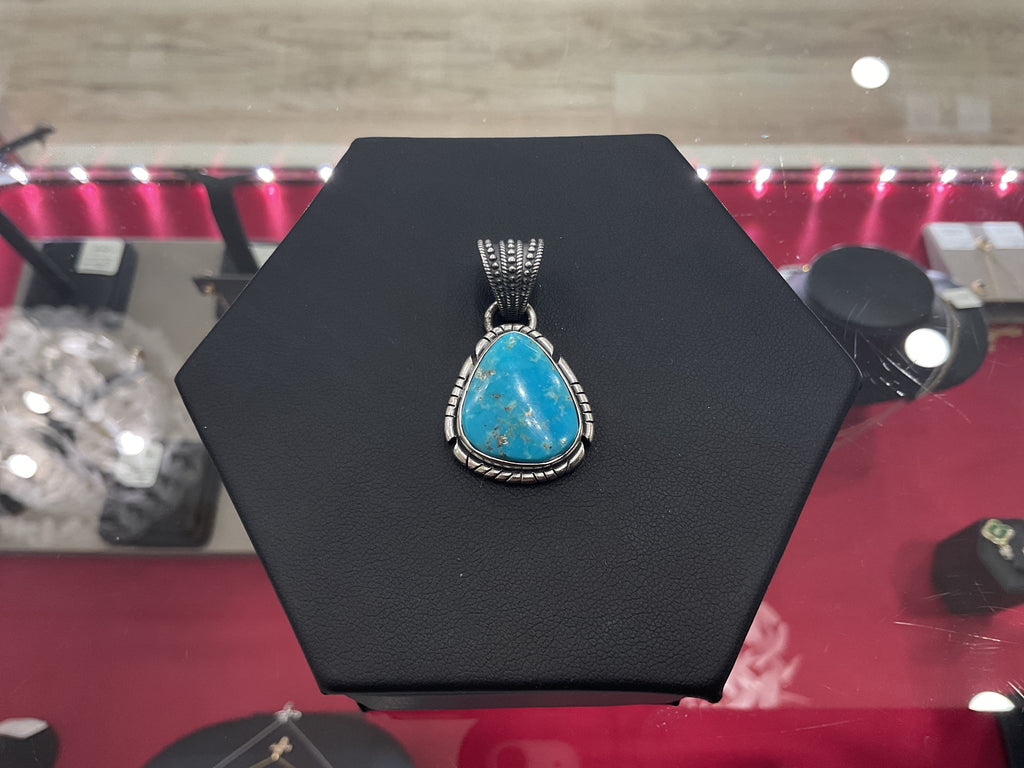 Campitos Turquoise Pendant