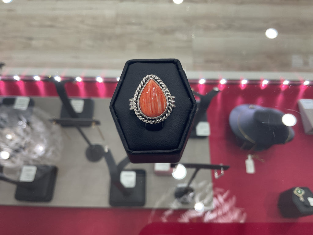 Orange Spiny Oyster Teardrop Ring