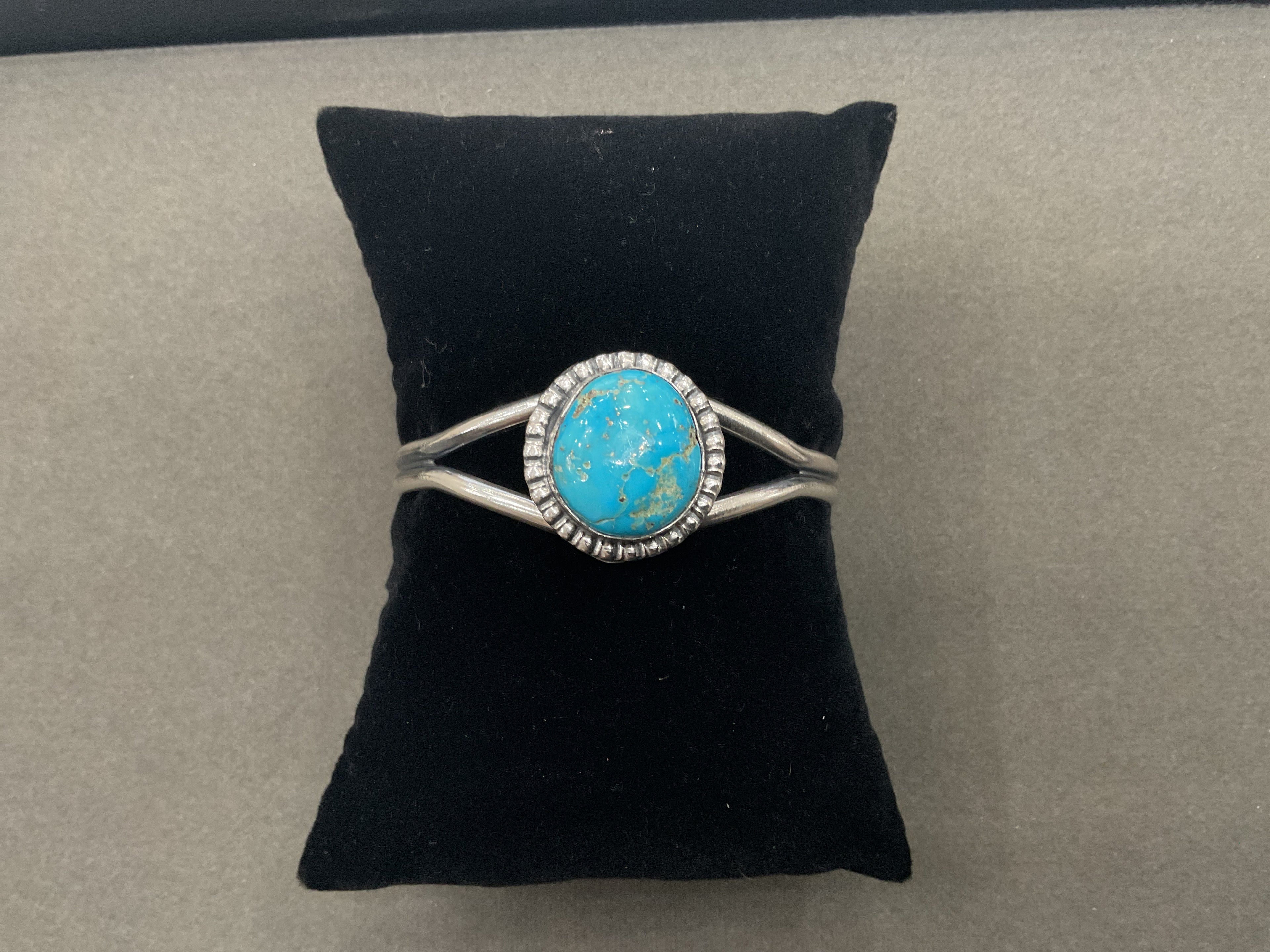 Kingman Turquoise Circle Cuff