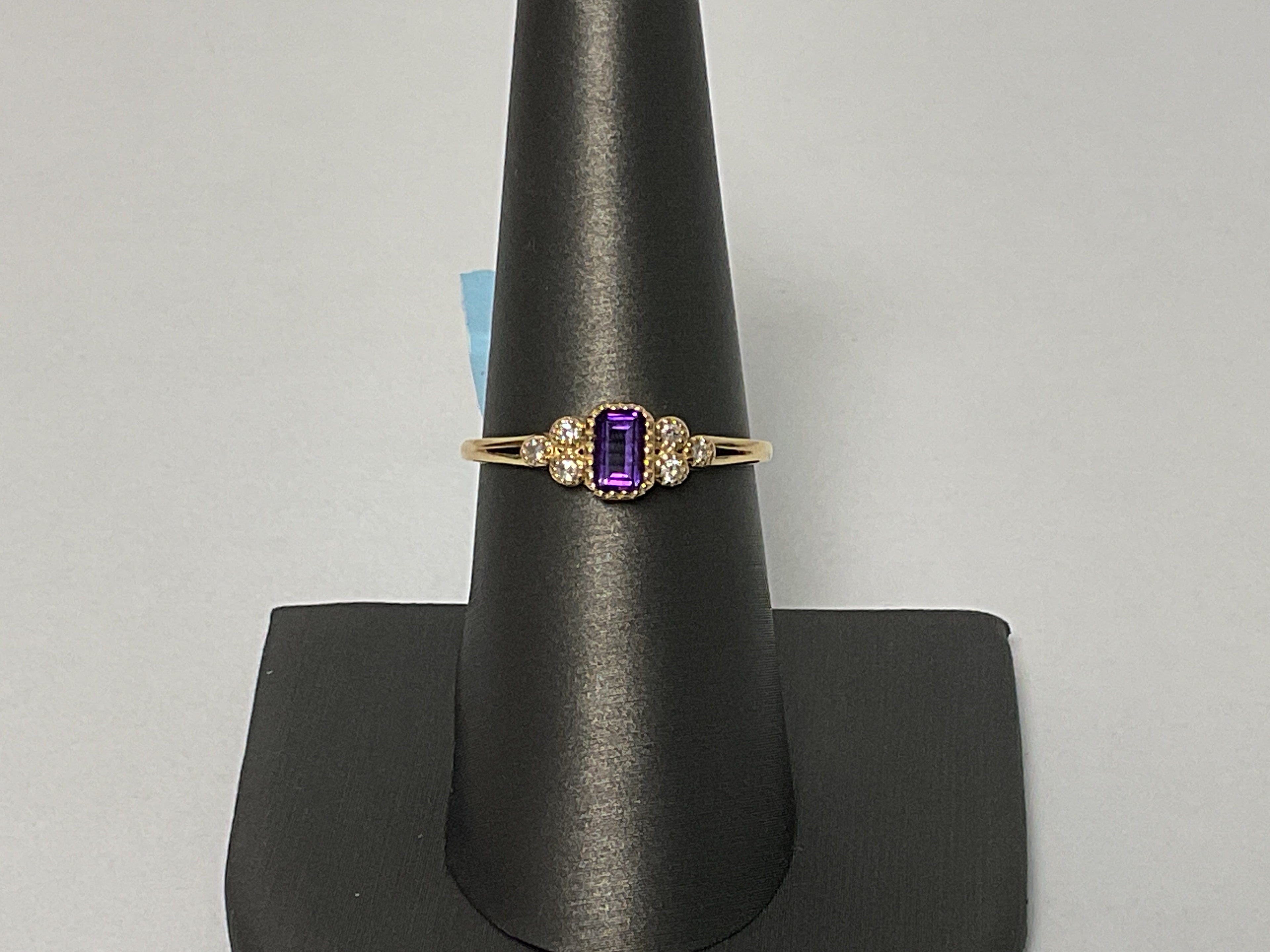 14KY Amethyst and Natural Diamond Ring