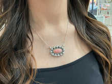 Load image into Gallery viewer, Pink Conch and Pearl Necklace
