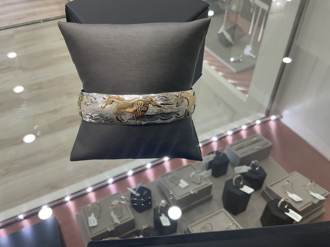 Triple Crown Cuff