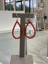 Load image into Gallery viewer, Coral &amp; Oxi Bead Earrings
