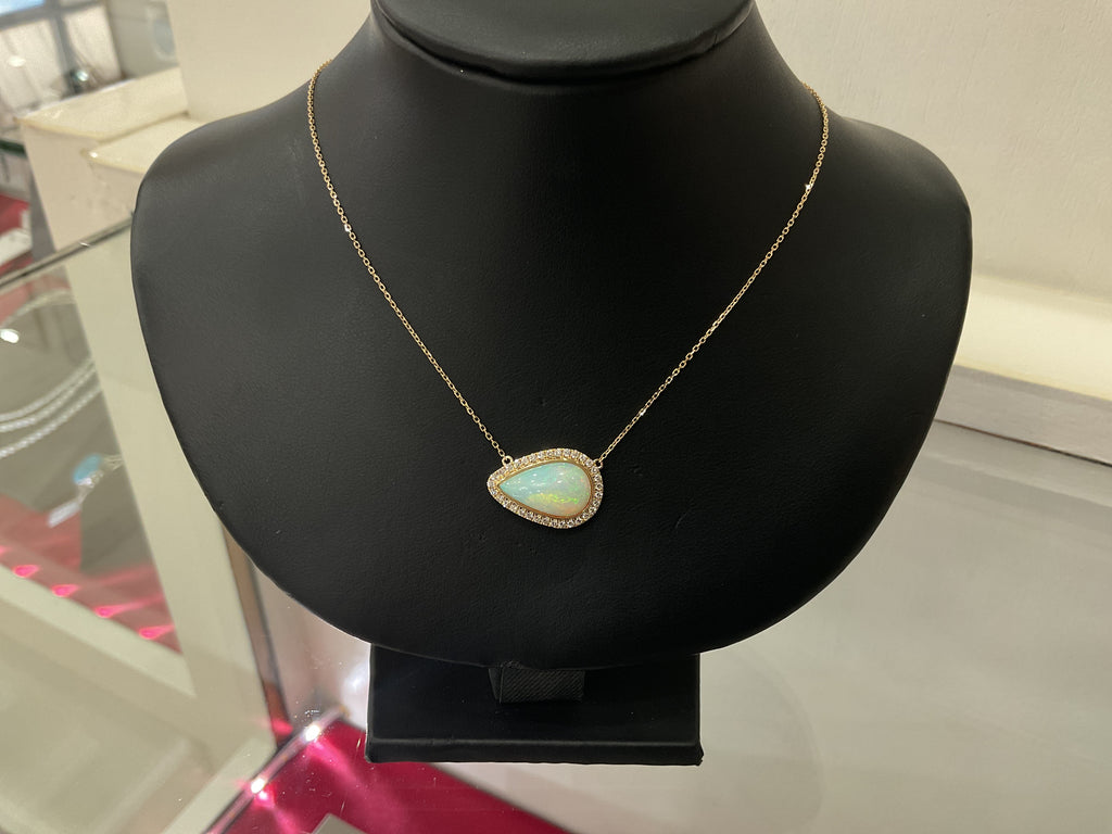 14KY Natural Diamond & Opal Necklace