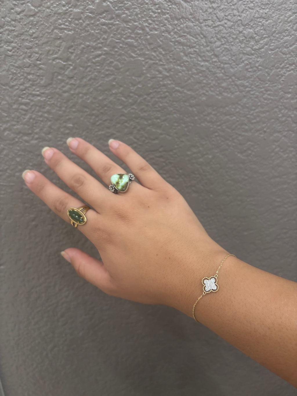 14KWY Natural Diamond Clover Bracelet