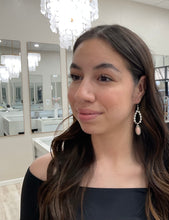 Load image into Gallery viewer, Pink Conch and Pearl Earrings
