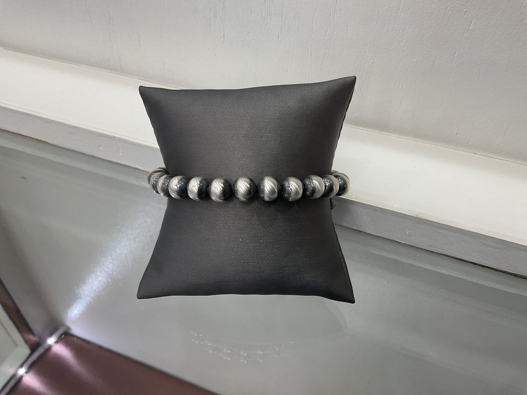 Handmade Navajo Pearl Bracelet