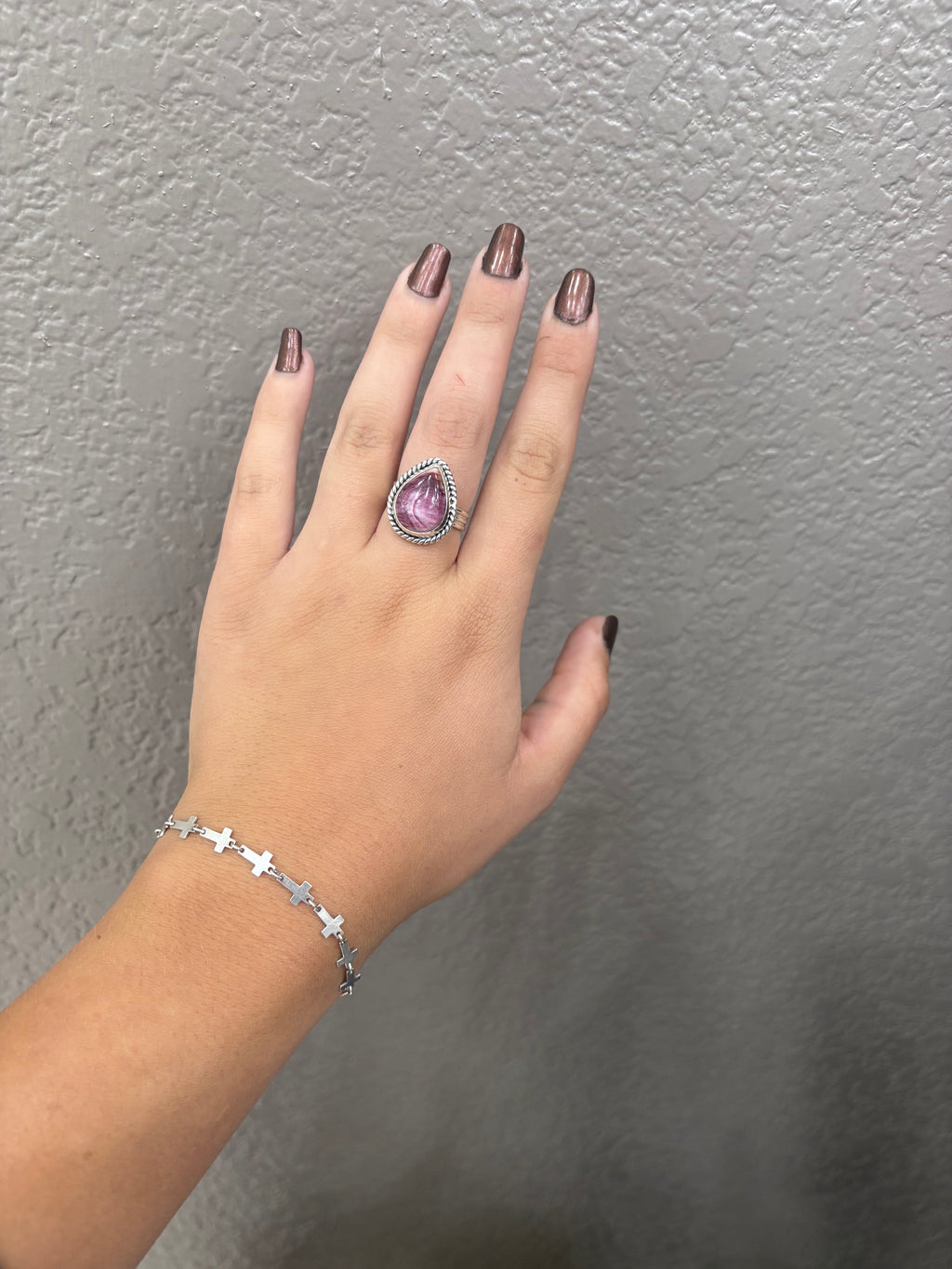 Purple Spiny Oyster Teardrop Ring