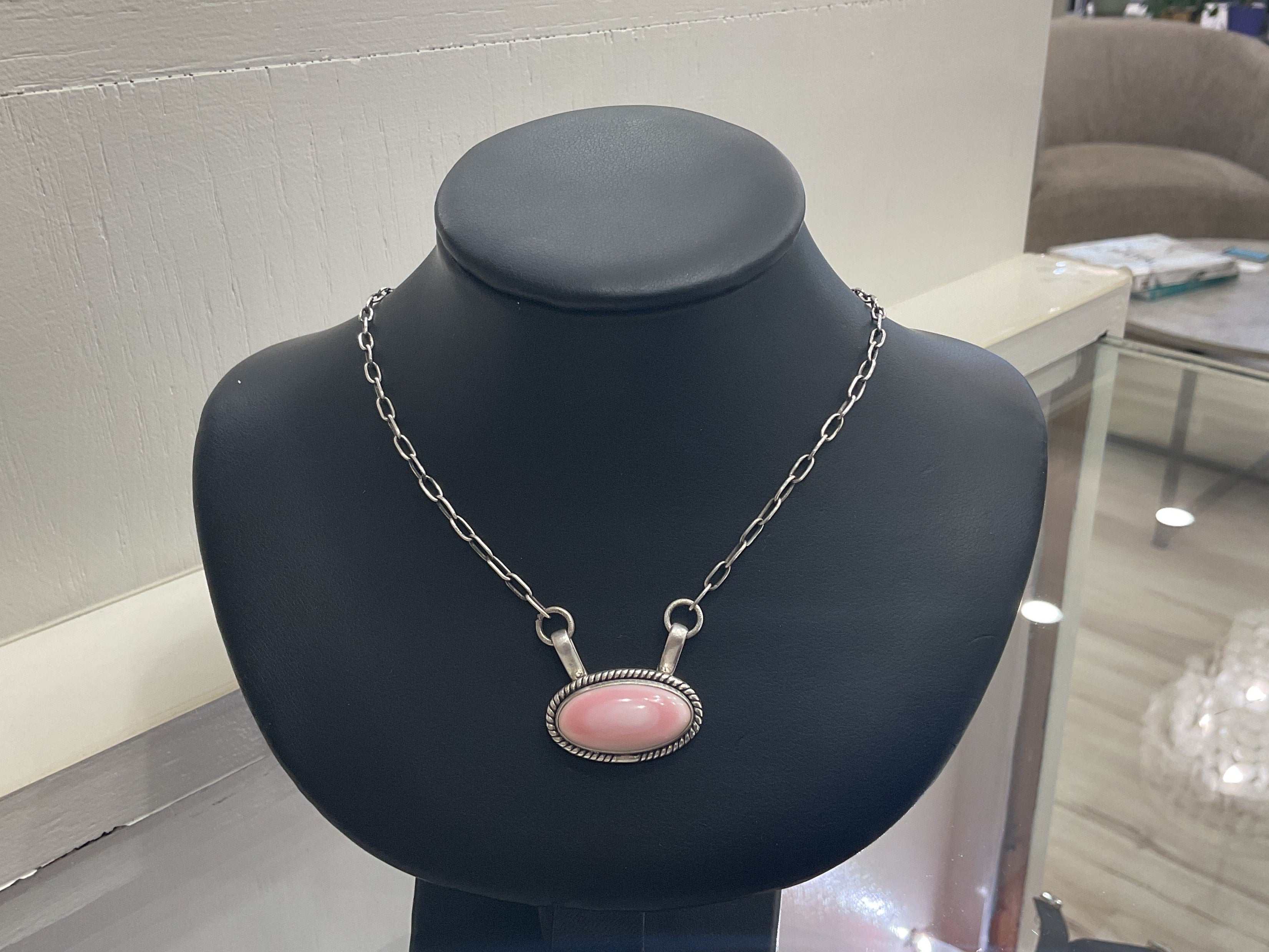 Pink Conch Oval Necklace