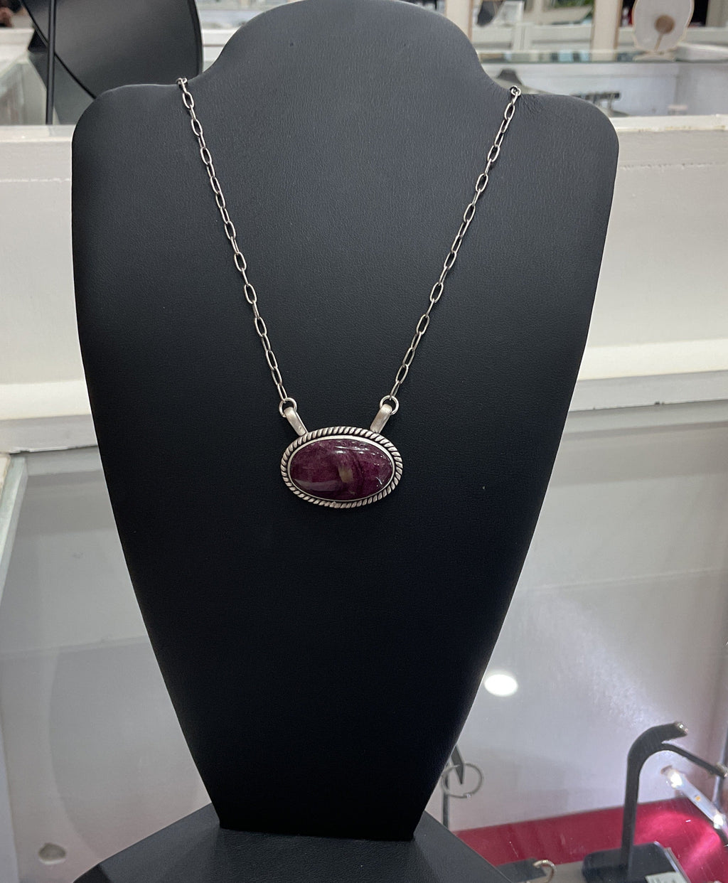 Purple Spiny Oyster Necklace