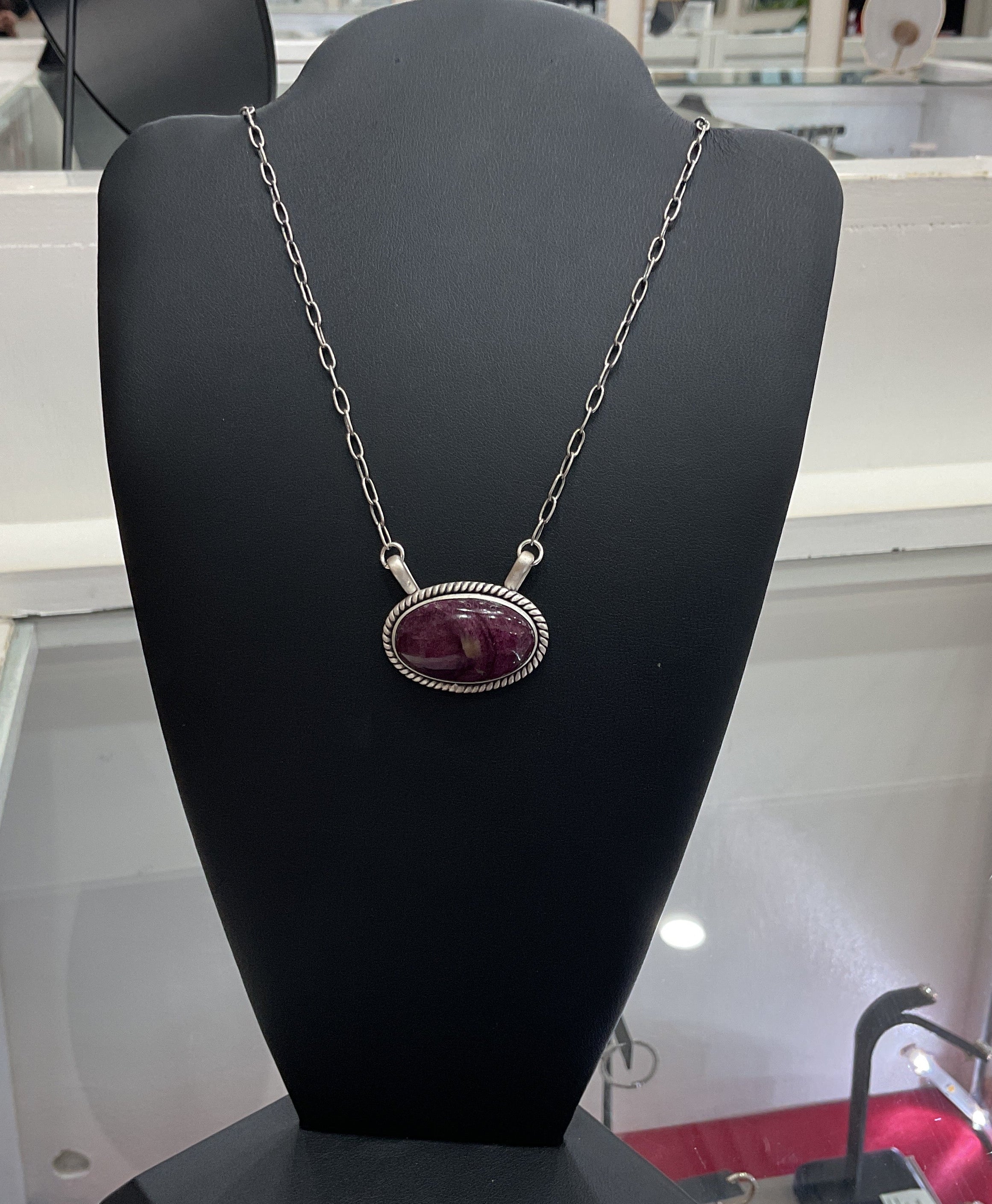 Purple Spiny Oyster Necklace