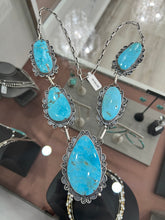 Load image into Gallery viewer, Castledome Turquoise necklace
