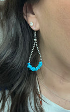 Load image into Gallery viewer, Sleeping Beauty &amp; Oxi pearl  Earrings
