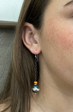 Load image into Gallery viewer, Orange Spiny &amp; Oxi Bead Earrings
