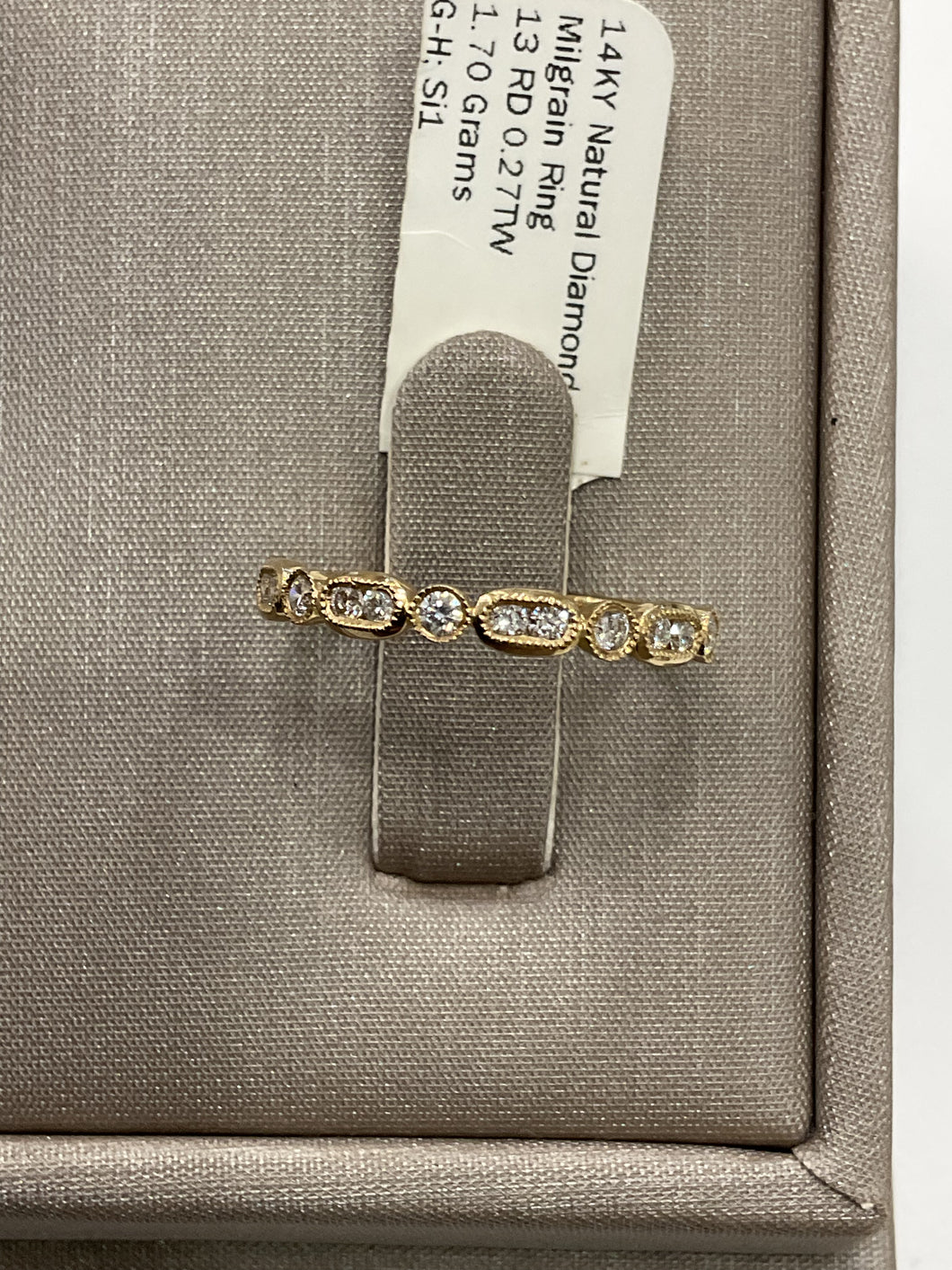 14KW Gold and Diamond Ring