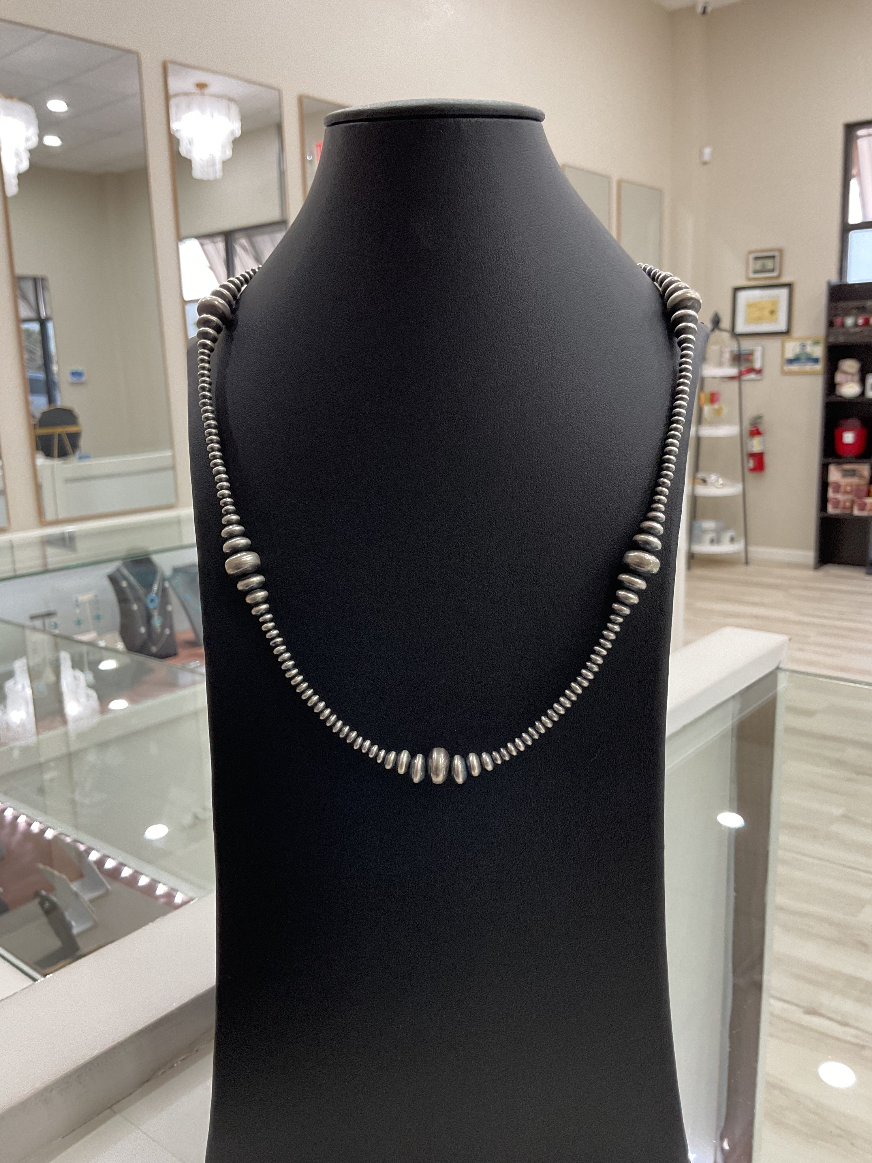 Graduated Navajo Indian Pearl Necklace