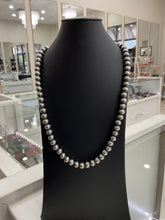 Load image into Gallery viewer, Handmade Navajo Pearl Necklace
