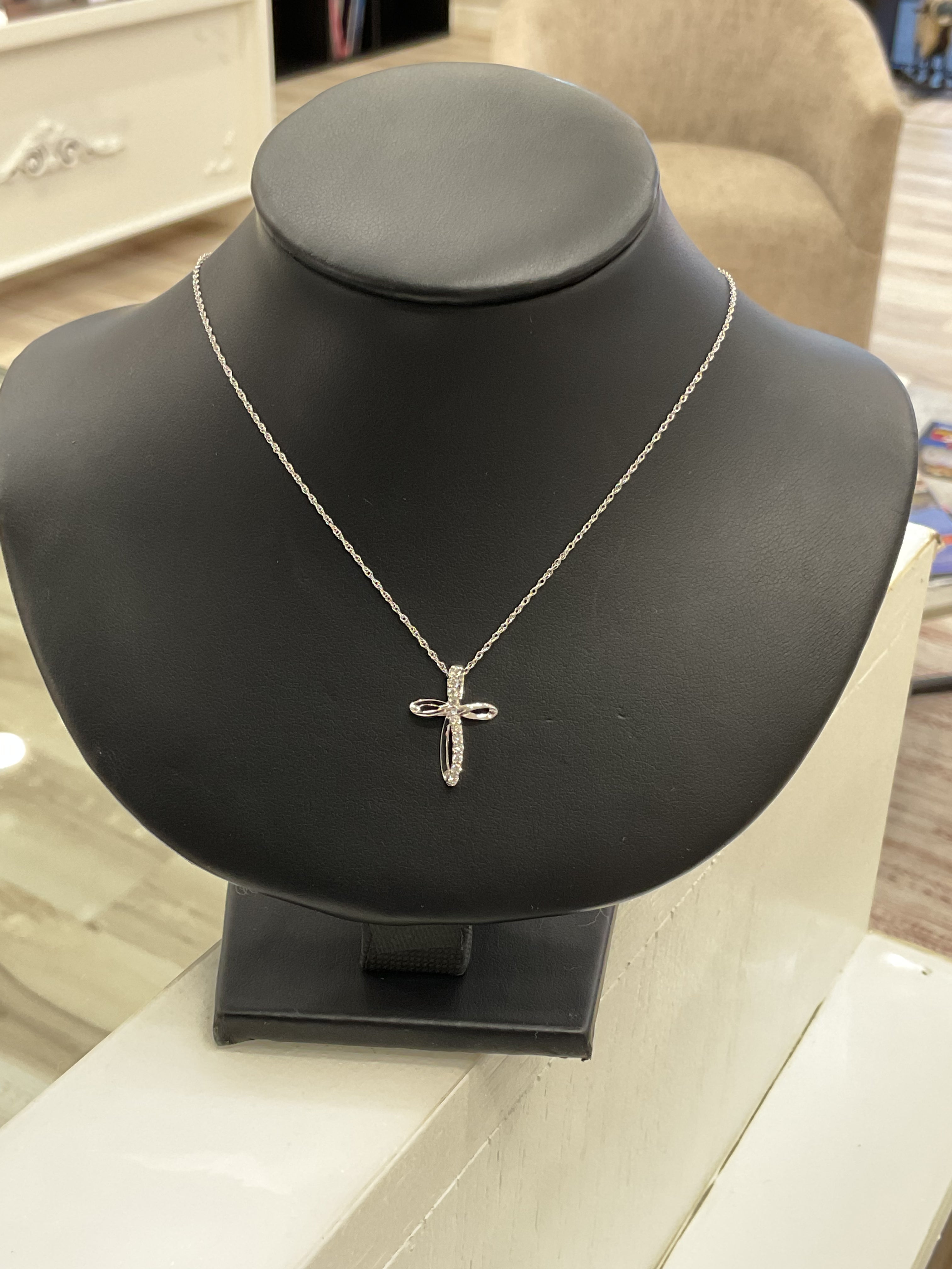 14KW Cross Necklace